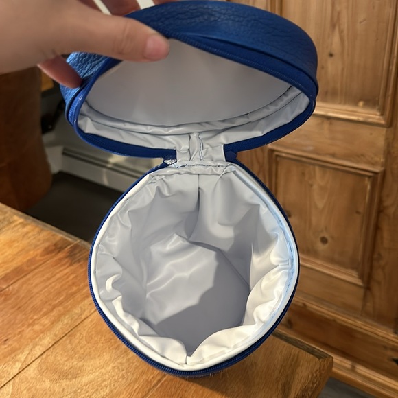 Ritz Carlton Dubai Cooler - Picture 5 of 5